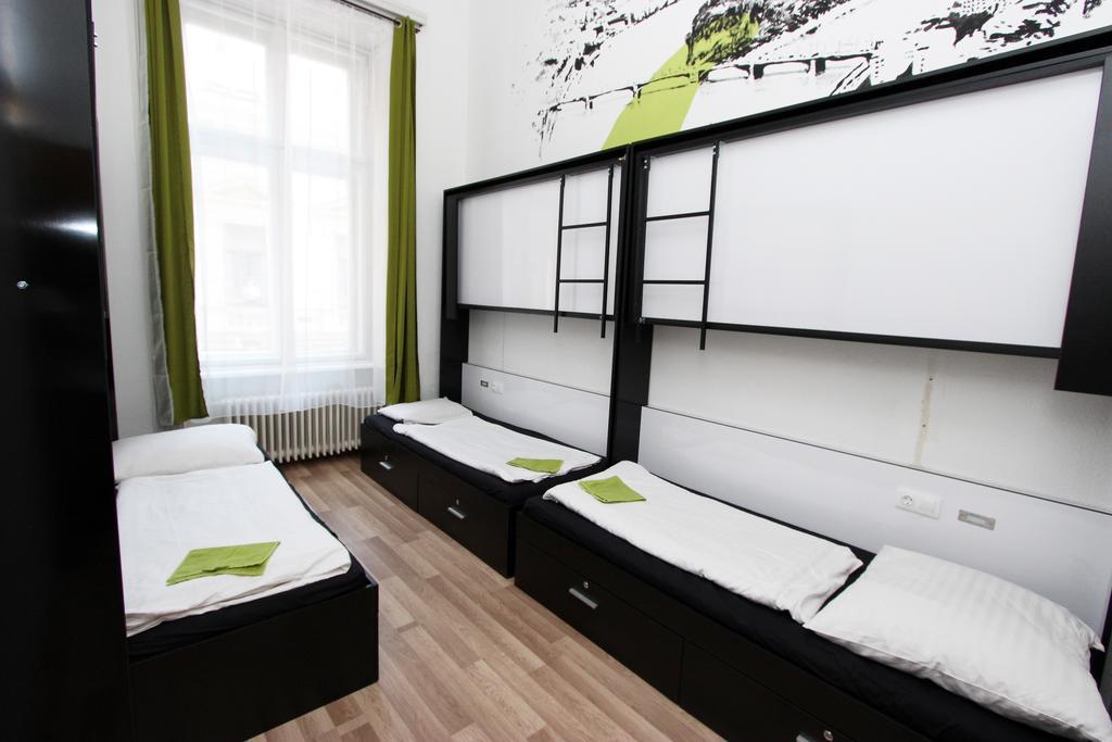 Adagio Hostel 1.0 Oktogon Budapest Værelse billede