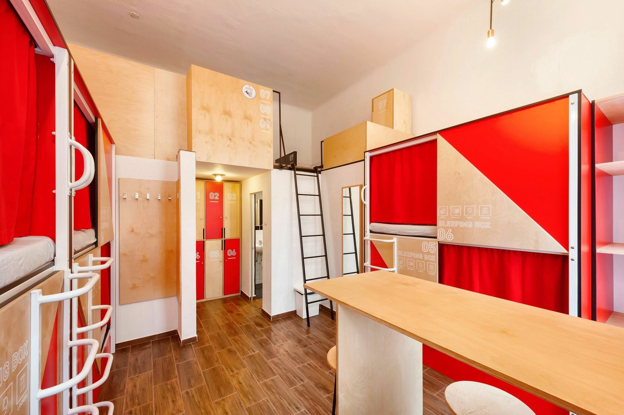 Adagio Hostel 1.0 Oktogon Budapest Eksteriør billede